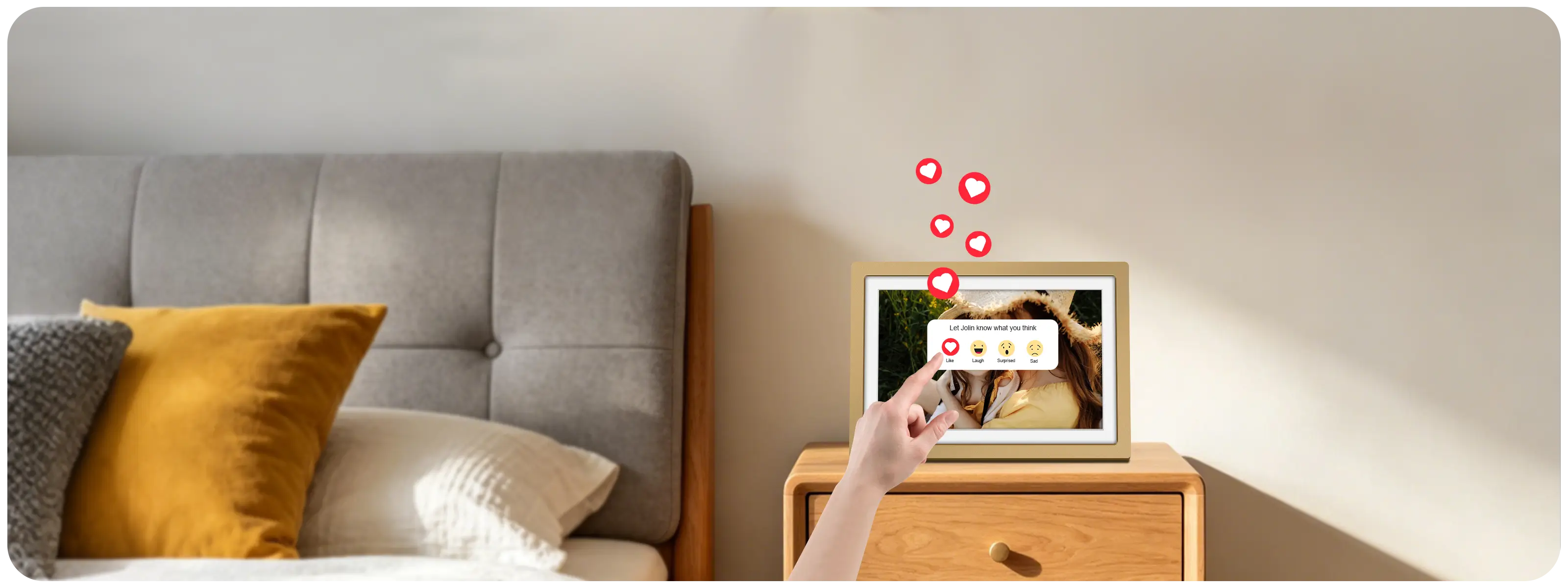 digital-frame-stay-connected-with-loved-ones