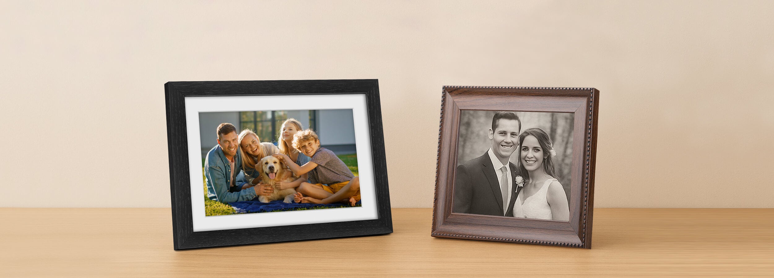 digital-frame-vs-traditional-frame