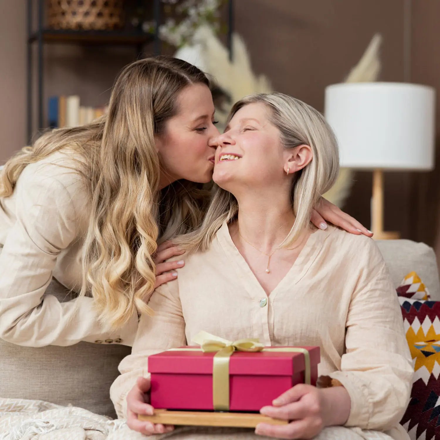 digital-photo-frame-perfect-for-parents