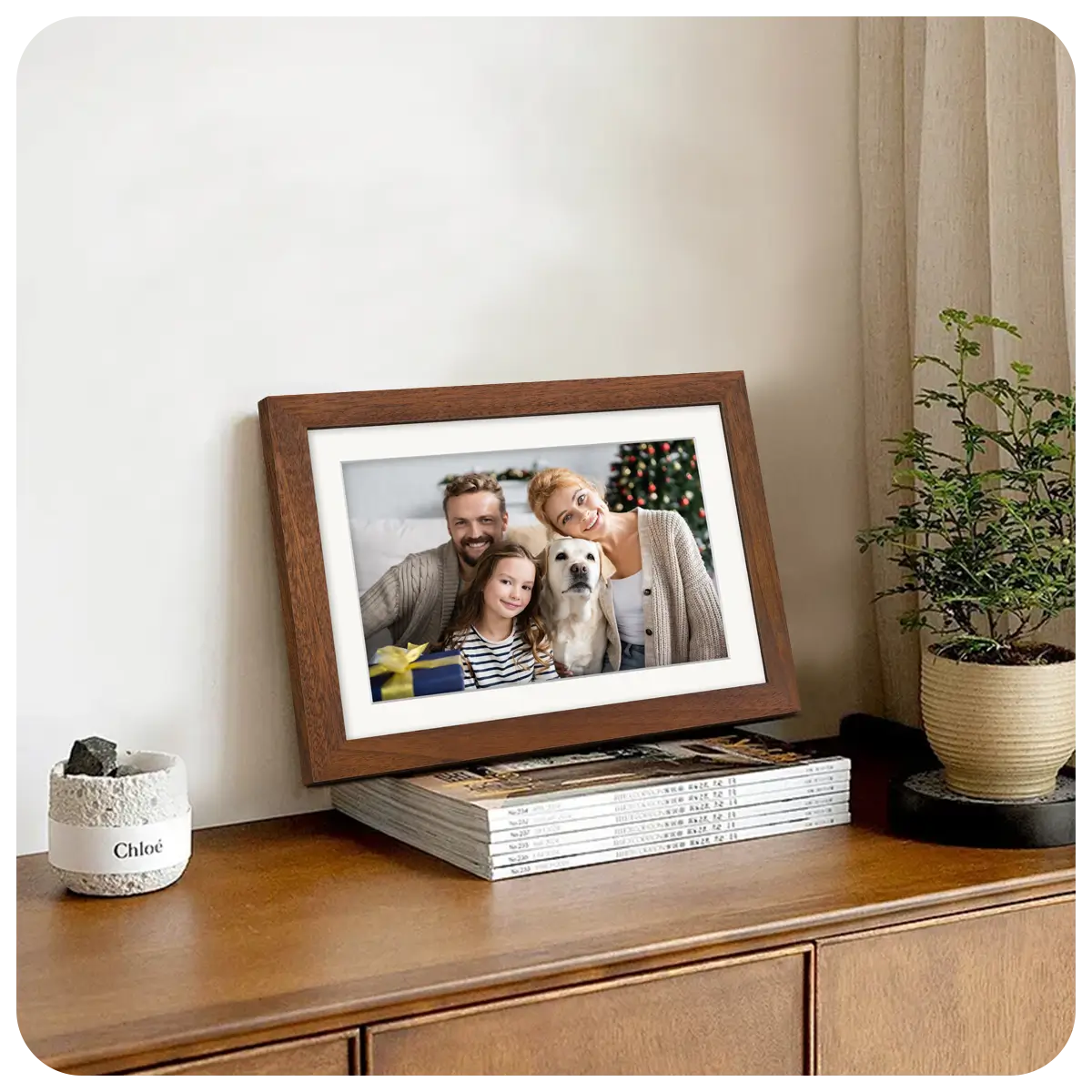 10-inch-frameo-digital-picture-frame-wood