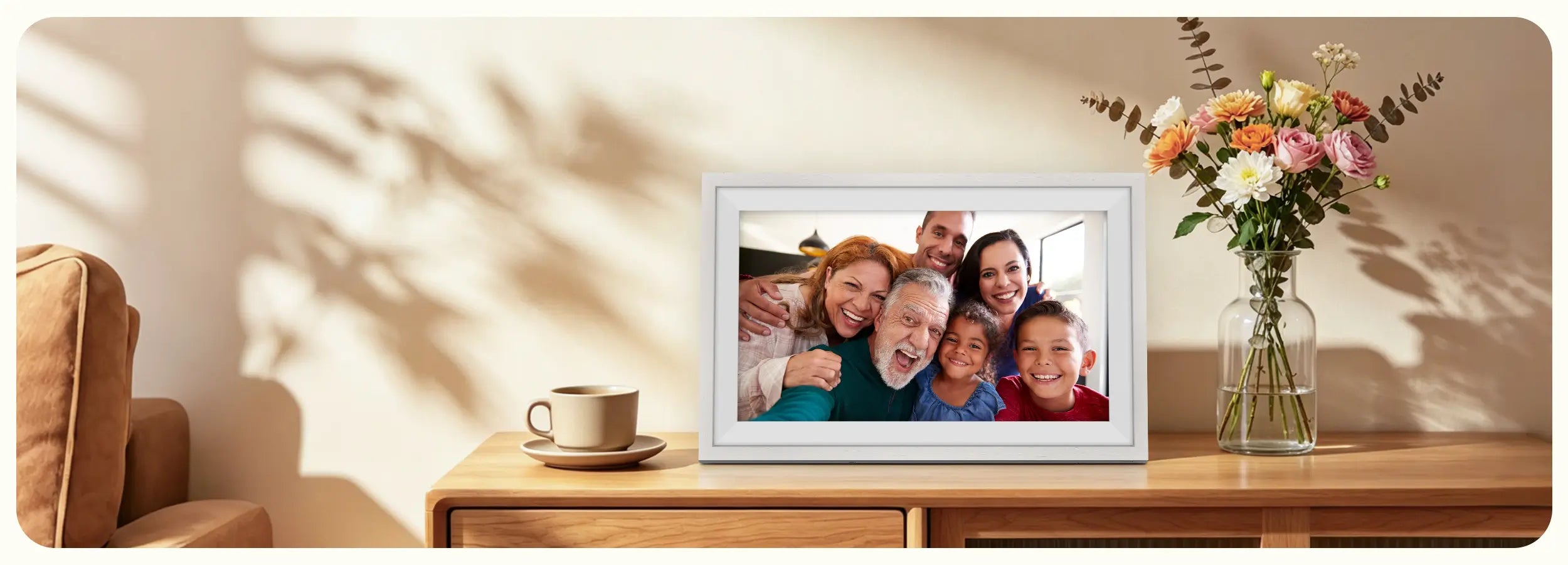 15-inch-large-digital-picture-frame-hd-touchscreen